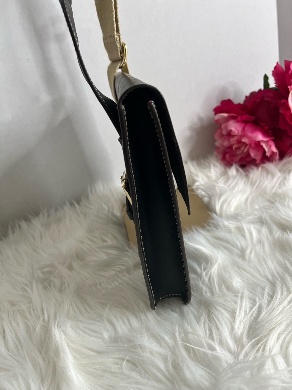 Dooney Bourke Alto Black Leather Crossbody Bag - Picture 5 of 9